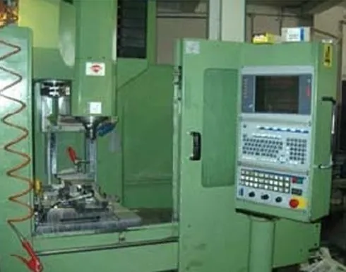 dispositivo industriale per tornitura
